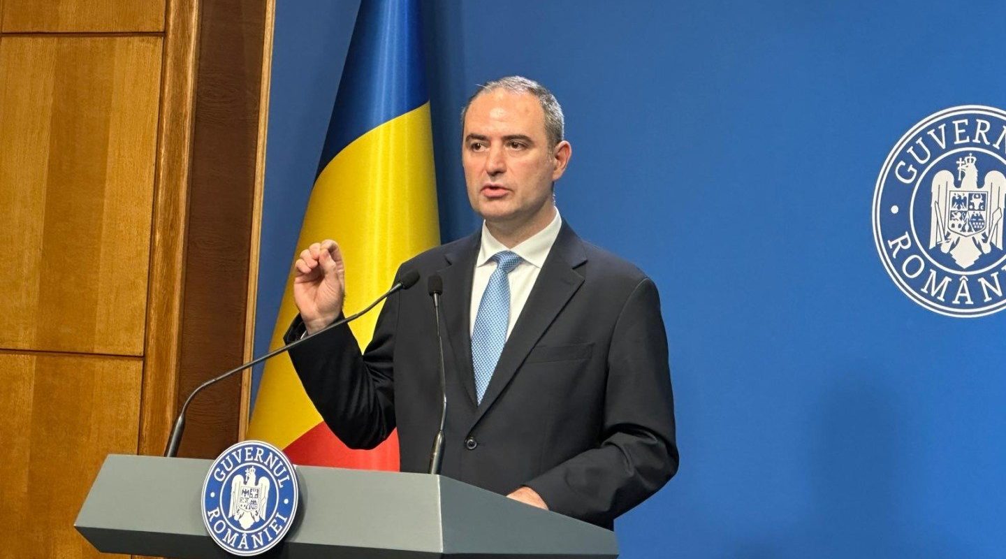 Nărare susține că există timp suficient pentru promulgarea legislației privind majorarea taxelor și impozitelor în 2025, pentru a intra în vigoare la începutul anului, explicând: „Ne-a trecut glonțul pe la tâmplă”
