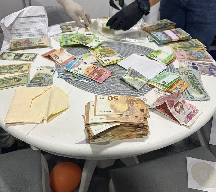 Contabilă din Constanța suspectată de delapidare a 2,6 milioane de lei din fondurile unei instituții publice / Femeia a fost reținută pentru 24 de ore și ulterior plasată sub control judiciar