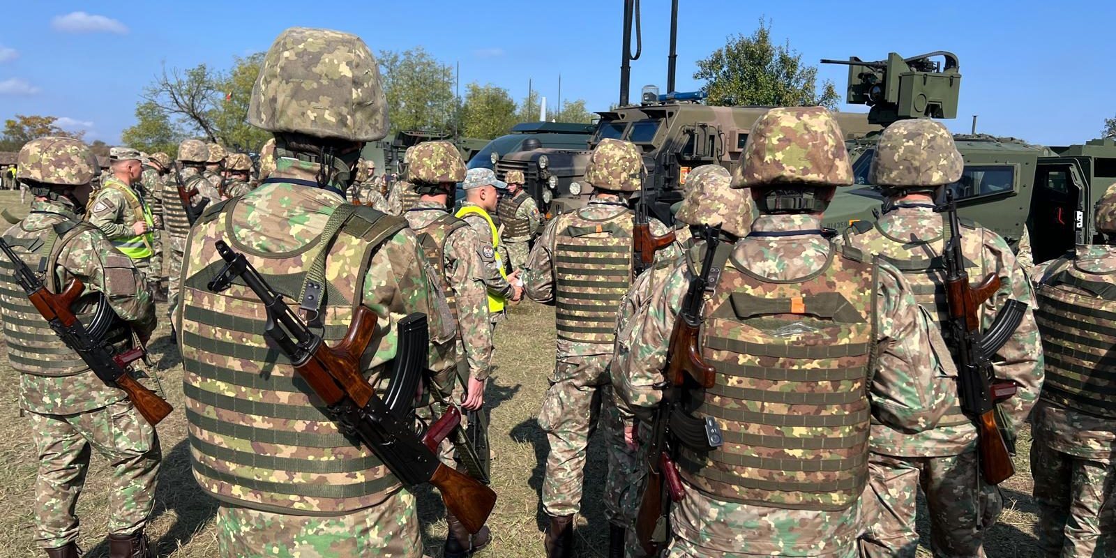 [ad_1] O țară membră a Uniunii Europene are dreptul să oblige militarii să se imunizeze, chiar dacă această măsură poate fi în conflict cu opiniile personale ale acestora, a declarat joi avocata generală a Curții de Justiție a Uniunii Europene