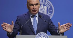 Bolojan prezintă primele rezultate ale măsurilor fiscale; economist: „Cifrele sunt adevărate, dar lipsesc detalii.”