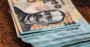 Guvernul propune limitarea pensiilor cumulate cu salariile la stat: angajații primesc 15% până la 70 de ani.