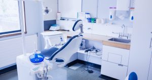 Incidentul fetiței decedate la stomatolog. Detalii despre apelurile la 112 pentru ambulanță.