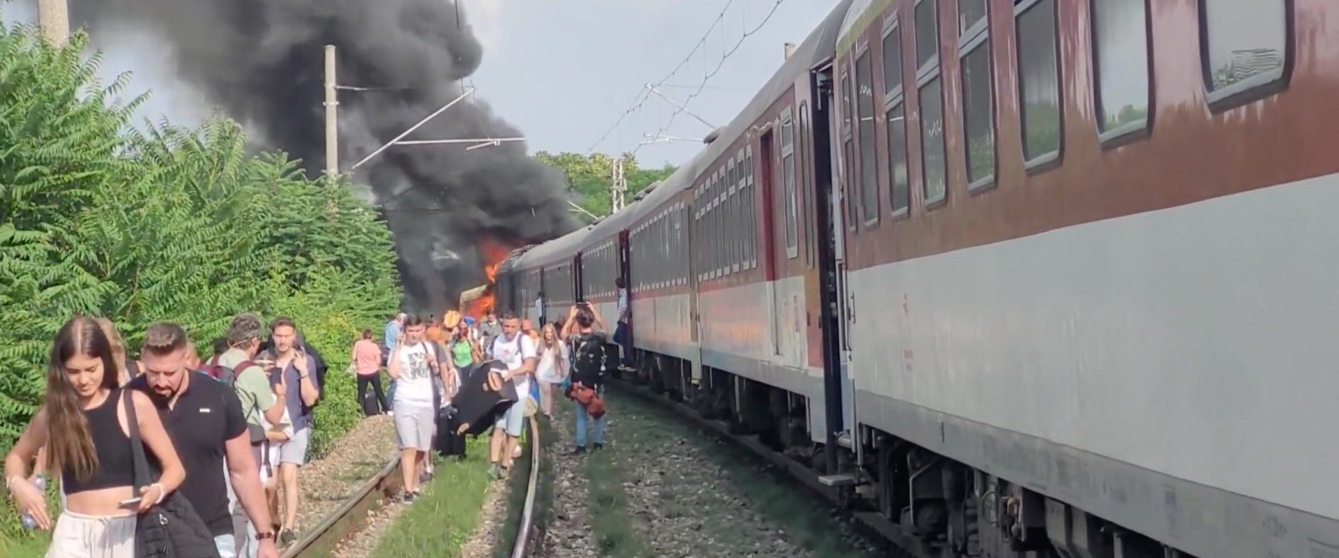 [ad_1] Două trenuri au avut o coliziune în Slovacia duminică seara, informează autoritățile locale, iar presa locală menționează că mai mulți pasageri au fost răniți