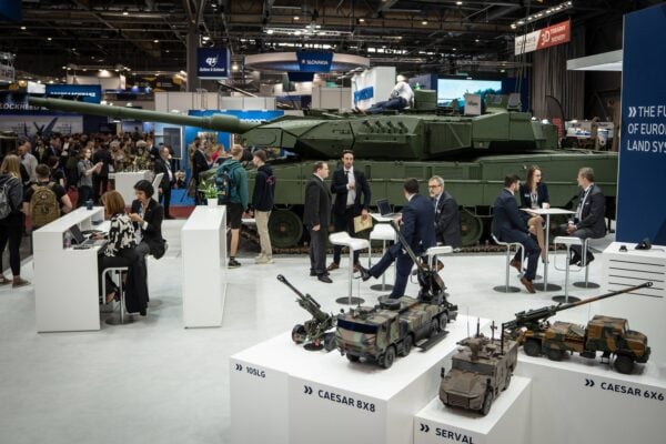 Moşteanu a avut o discuție cu reprezentantul adjunct al Ministerului Apărării din Ucraina privind posibilitățile de colaborare în sectorul industriei militare