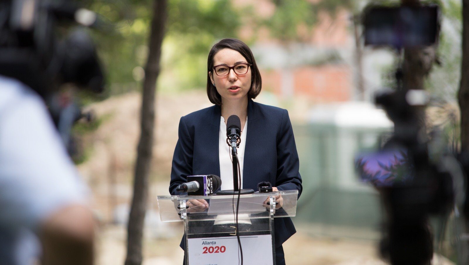 Ana Ciceală și-a anunțat candidatura pentru Primăria Capitalei; sondajul AtlasIntel evidențiază preocupările bucureștenilor.