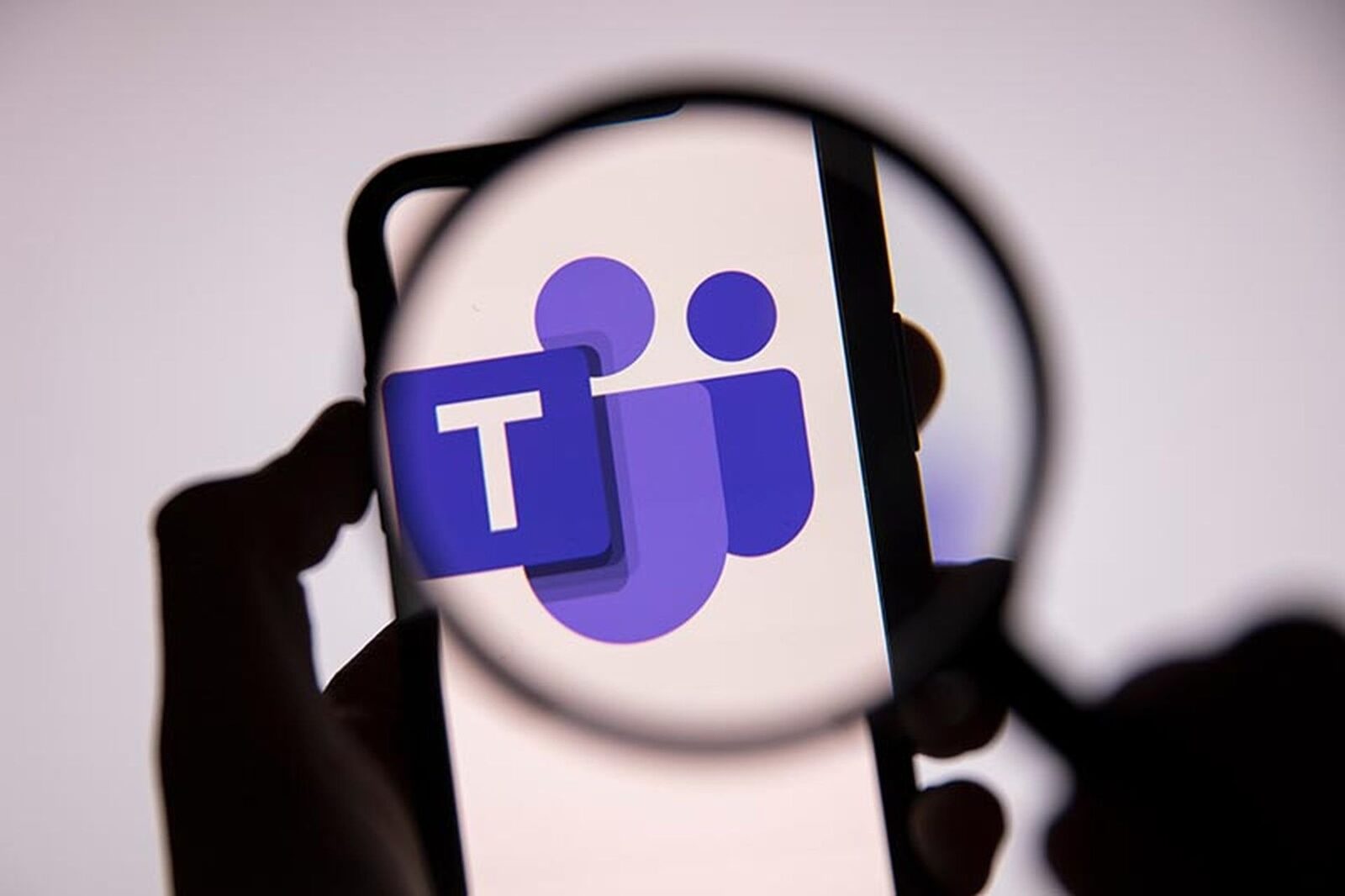 [ad_1] Recent, compania de securitate Check Point a publicat informații despre patru vulnerabilități descoperite în platforma Microsoft Teams, vulnerabilități ce pot fi exploatate pentru a realiza atacuri de tip spoofing și manipulare a conversațiilor
