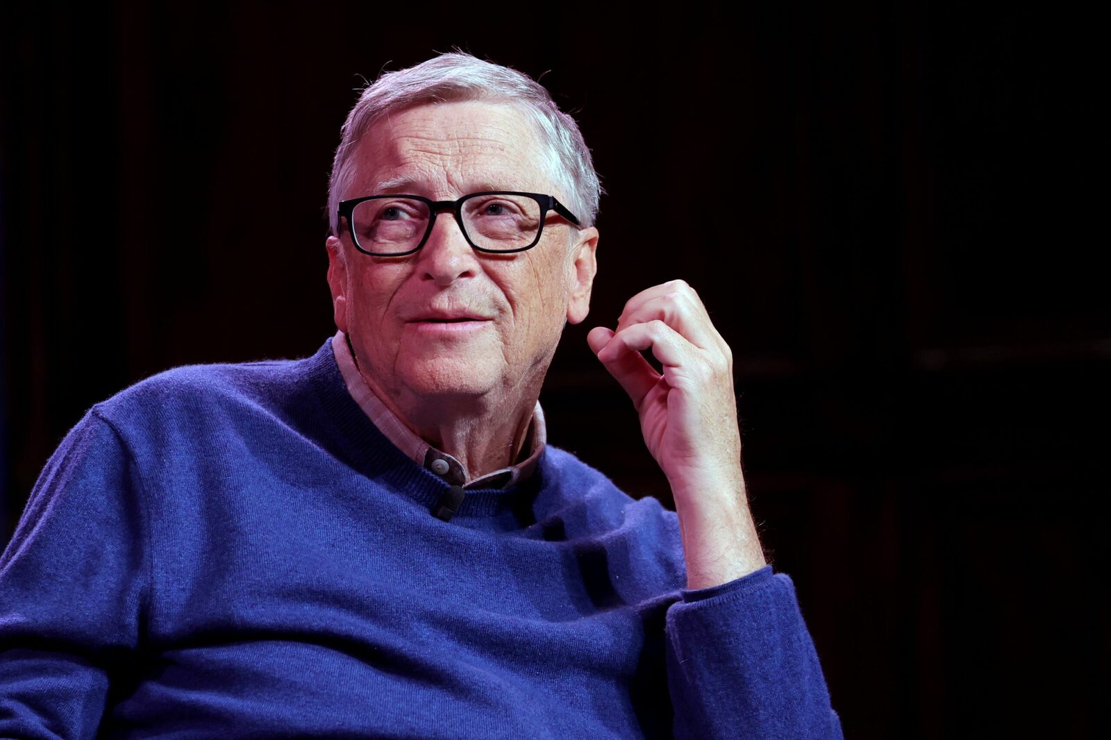 [ad_1] Bill Gates, unul dintre cei mai influenți pionieri ai tehnologiei moderne, atrage din nou atenția asupra impactului tehnologiei asupra tinerilor