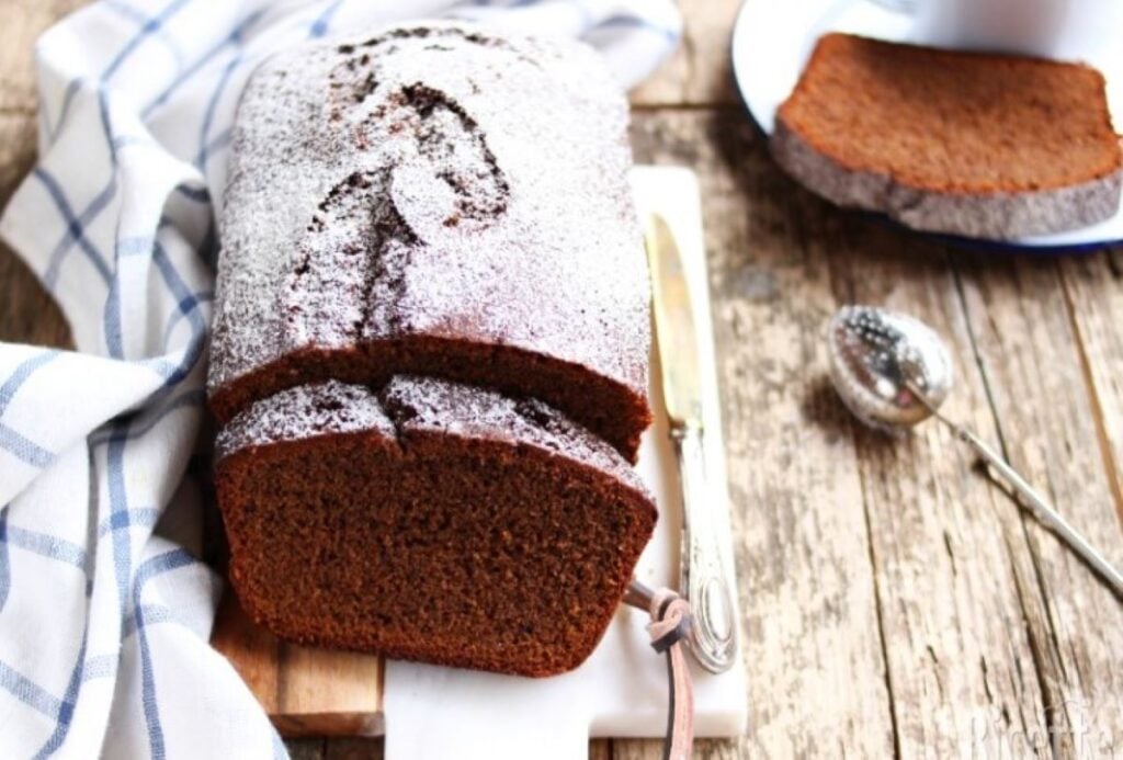 Chec aromat cu cafea, ideea perfectă pentru micul dejun de weekend sau un desert cu cremă de vanilie sau mascarpone
