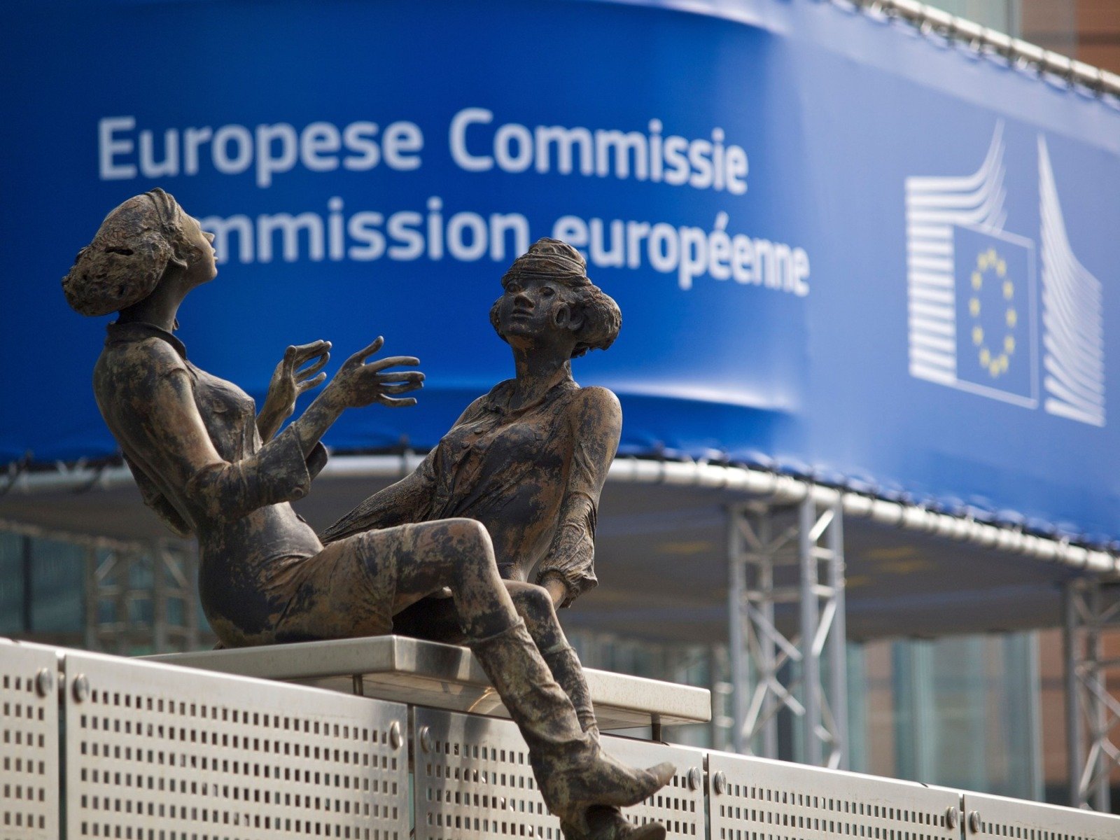 Uniunea Europeană va crea o nouă structură pentru optimizarea utilizării datelor provenite de la agențiile naționale de spionaj, care va funcționa în cadrul Secretariatului Comisiei Europene