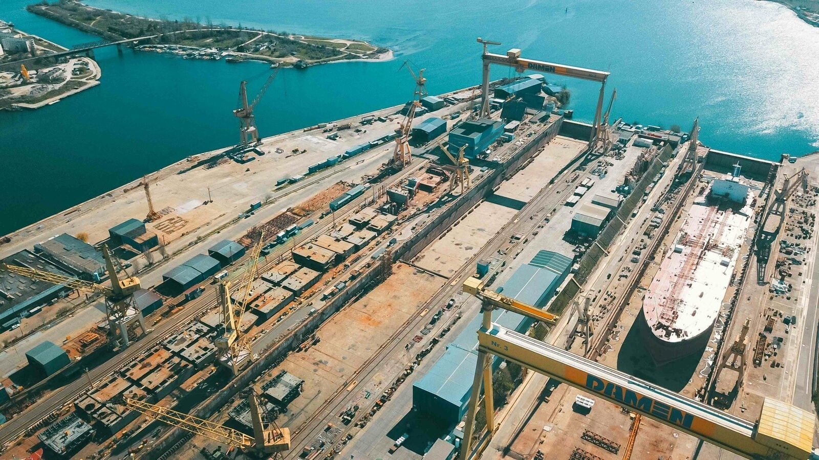 Damen, principalul contractor naval olandez, trebuie să se confrunte cu justiția pentru încălcarea sancțiunilor impuse Rusiei