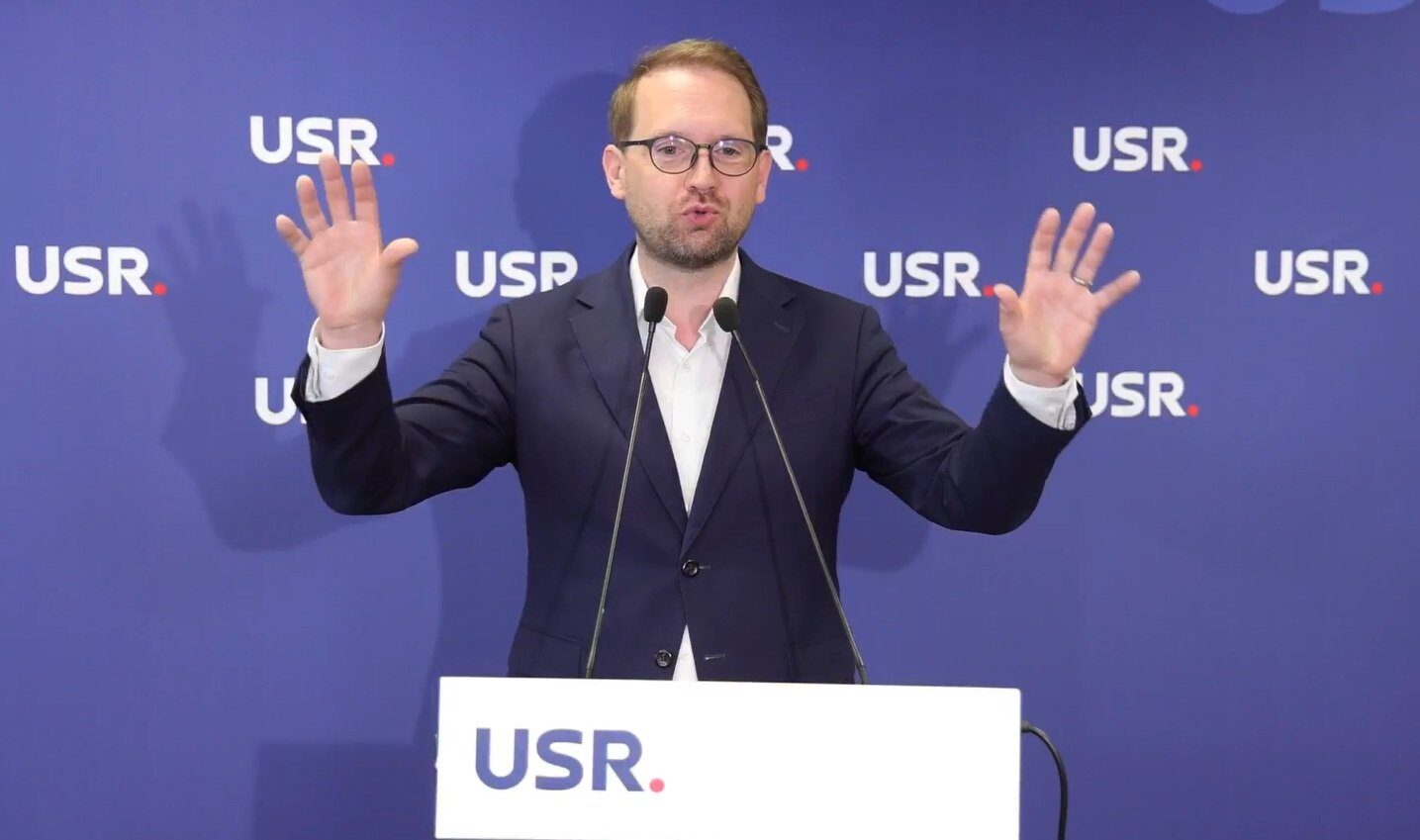 Dominic Fritz după reuniunea recentă a coaliției: Am ajuns la un compromis, combinând reducerea posturilor cu diminuarea cheltuielilor de personal