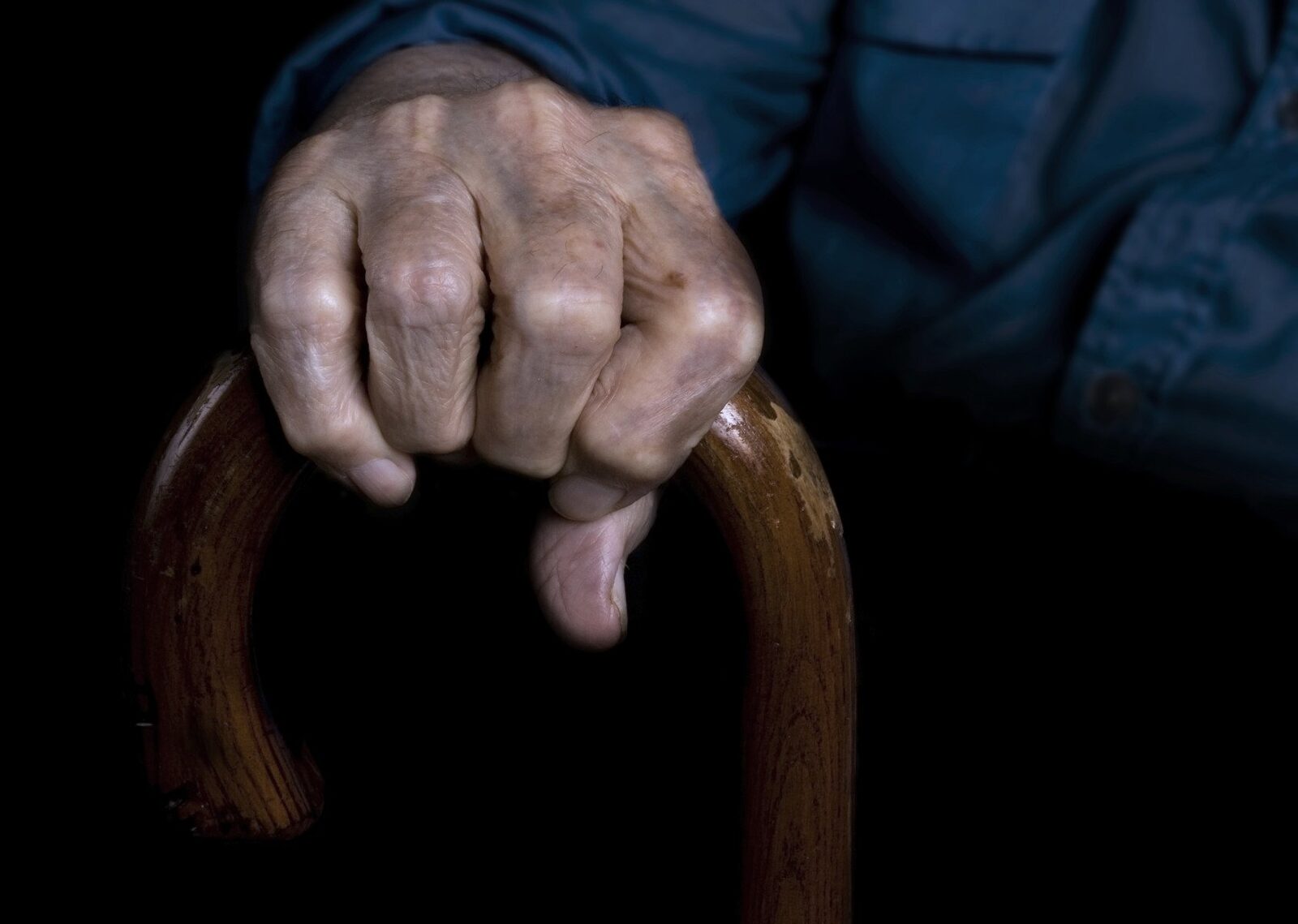 [ad_1] Un nou studiu important, realizat pe șoareci de laborator, aduce în discuție o perspectivă neașteptată despre legătura dintre procesul de îmbătrânire și apariția cancerului