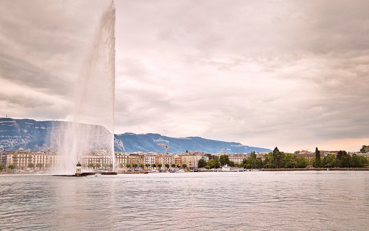 [ad_1] Duminică, la Geneva, vor avea loc discuții între oficiali americani și reprezentanți ucraineni privind planul de pace propus de fostul președinte Donald Trump pentru rezolvarea conflictului din Ucraina