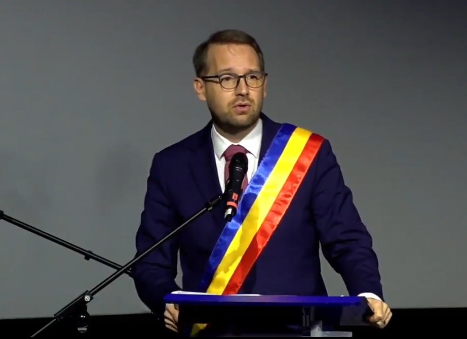 Fritz despre întrebările dificile din interviul pentru cetățenia română: „Sunt atât de provocatoare, încât mulți români n-ar putea să le răspundă” / „Prezentați două zeități dacice” / „Ce reprezintă Ministerul Public? Eu știu, și voi?”