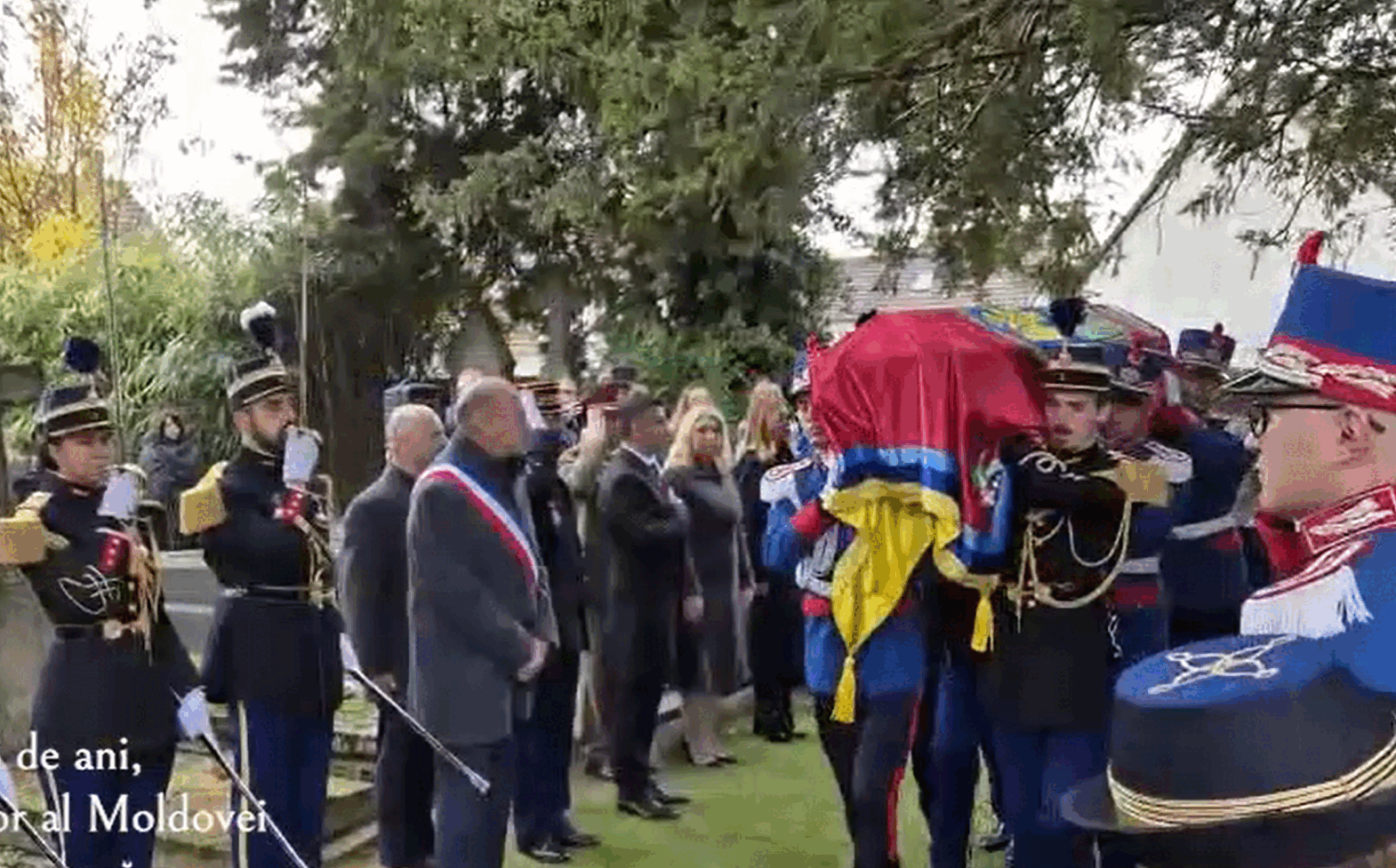 VIDEO: Rămășițele lui Grigore Alexandru Ghica sunt repatriate astăzi din Franța cu un zbor Tarom.