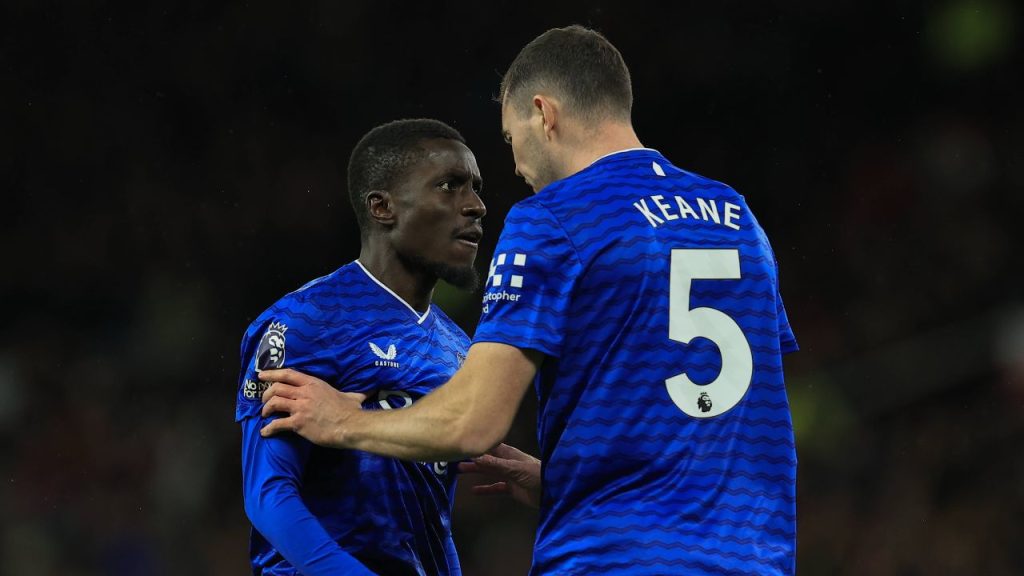 gueye-vs-keane-everton-imago1069561044.jpg