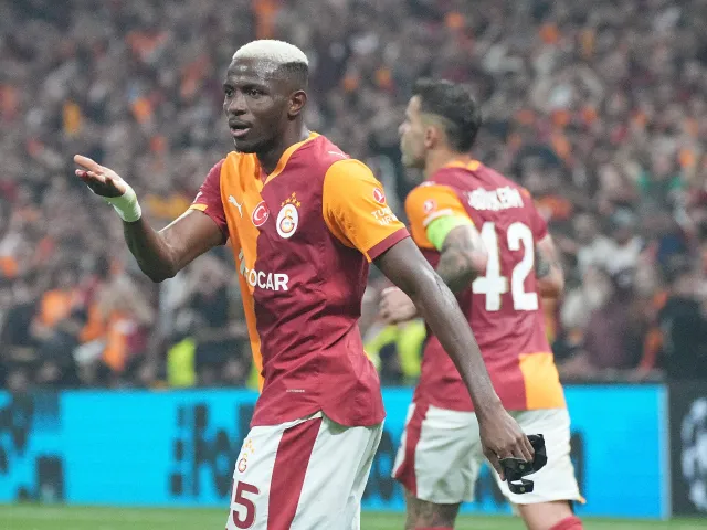[ad_1] Ajax și Galatasaray se pregătesc pentru confruntarea din Liga Campionilor: analize, noutăți și posibile formații Ajax, aflată pe ultimele locuri în competiție, primește vizita lui Galatasaray pe Johan Cruyff Arena, având ca obiectiv evitarea unei noi înfrângeri în etapa a patra a Ligii Campionilor