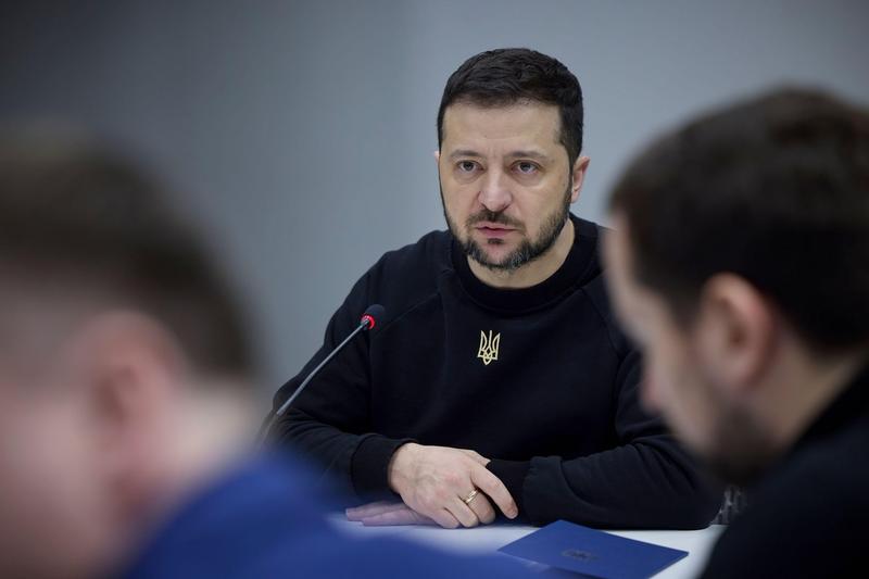 „O întâlnire șocantă: Cum au avertizat americanii aliații că Zelenski trebuie să accepte propunerea lui Trump, în caz contrar Ucraina riscă un viitor mult mai sumbru.”