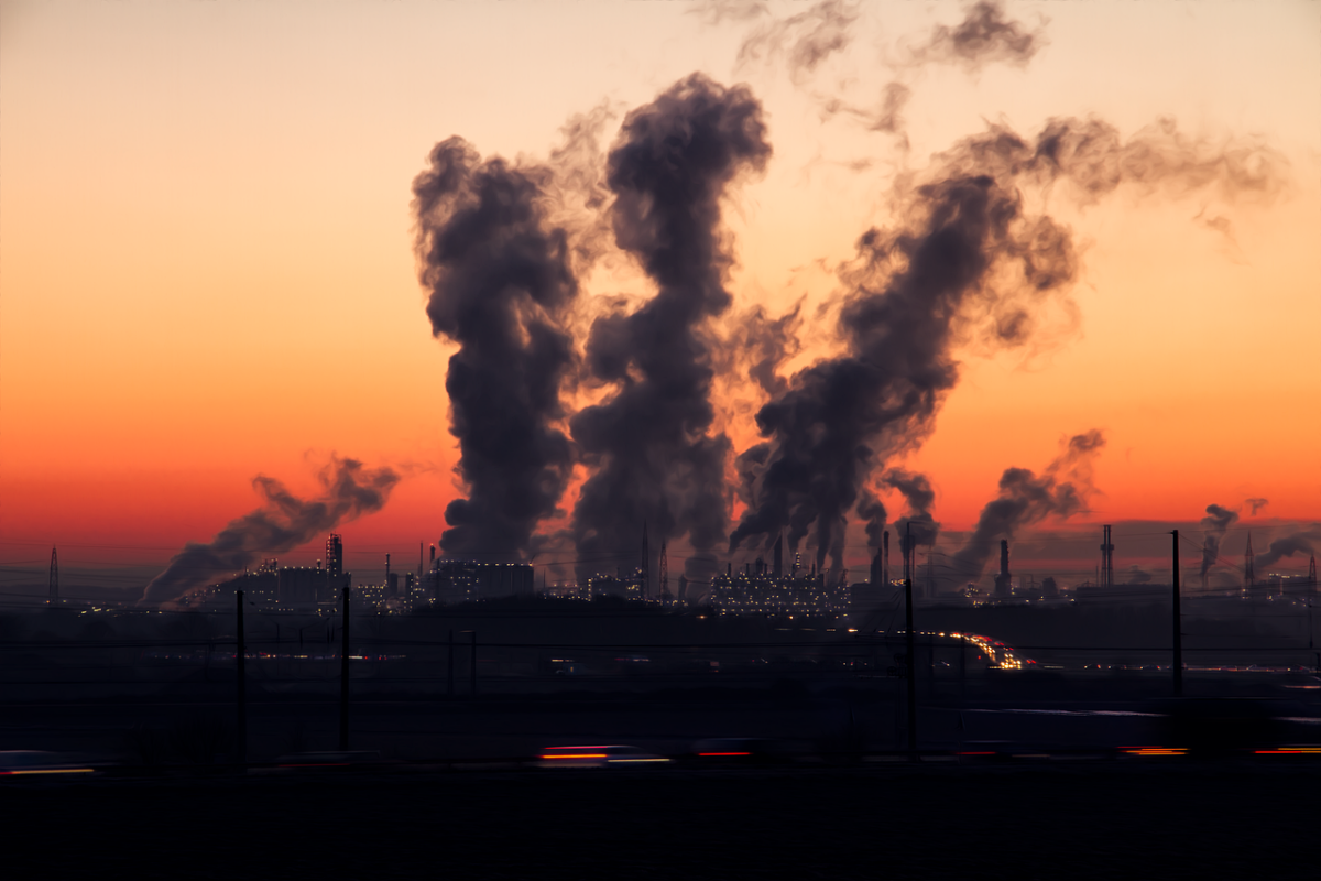 Estimări arată că emisiile de dioxid de carbon din combustibili fosili vor atinge un nou nivel record în 2025, conform unui studiu specializat