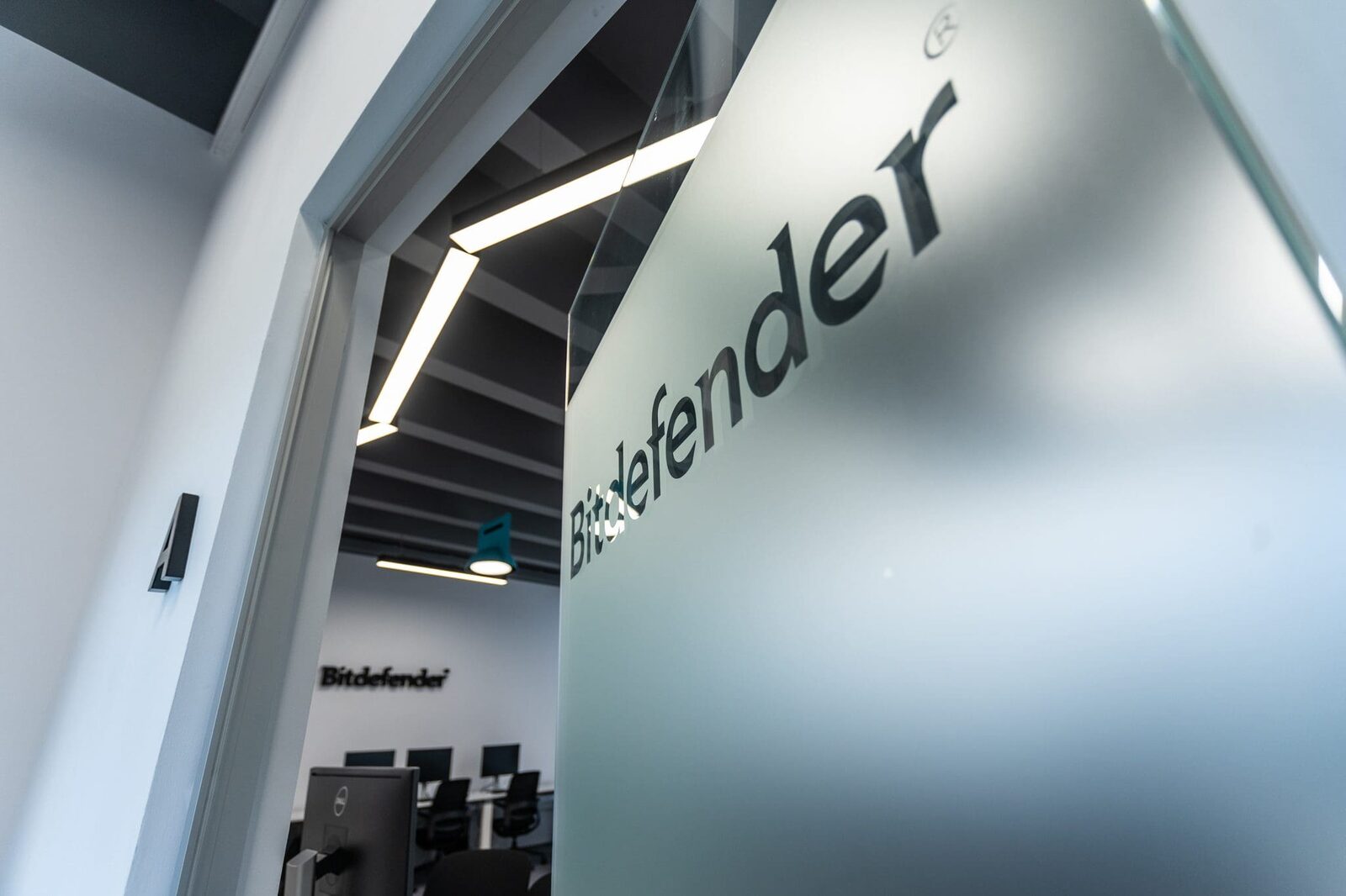 Bitdefender România anunță concedieri, 7% din angajați afectați global.
