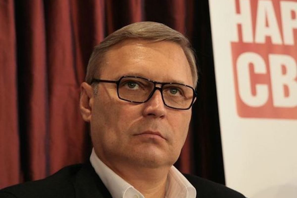 [ad_1] Fostul prim-ministru al Rusiei, Mihail Kasianov, și economistul Serghei Guriev, ambii incluși în registry-ul persoanelor și organizațiilor considerate ca fiind implicate în activități extremiste sau teroriste, au fost adăugați pe lista persoanelor considerate teroriști sau extremiști