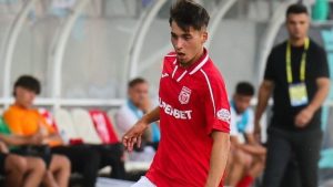 CS Dinamo joacă cu un jucător de câmp în rolul de portar, Steaua este salvata din nou de Chipirliu, 5 goluri în partida cu Sepsi OSK, iar Corvinul, liderul neînvins, este activ în acest moment!