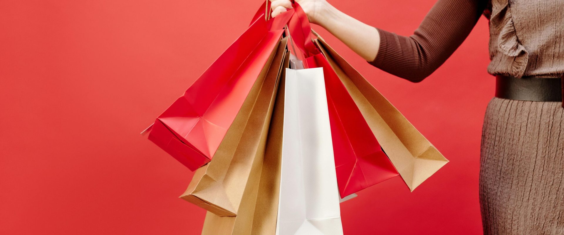 [ad_1] Conform celor mai recente estimări ale băncii Barclays, consumatorii din Marea Britanie se așteaptă să cheltuiască peste 10,2 miliarde de lire în perioada Black Friday