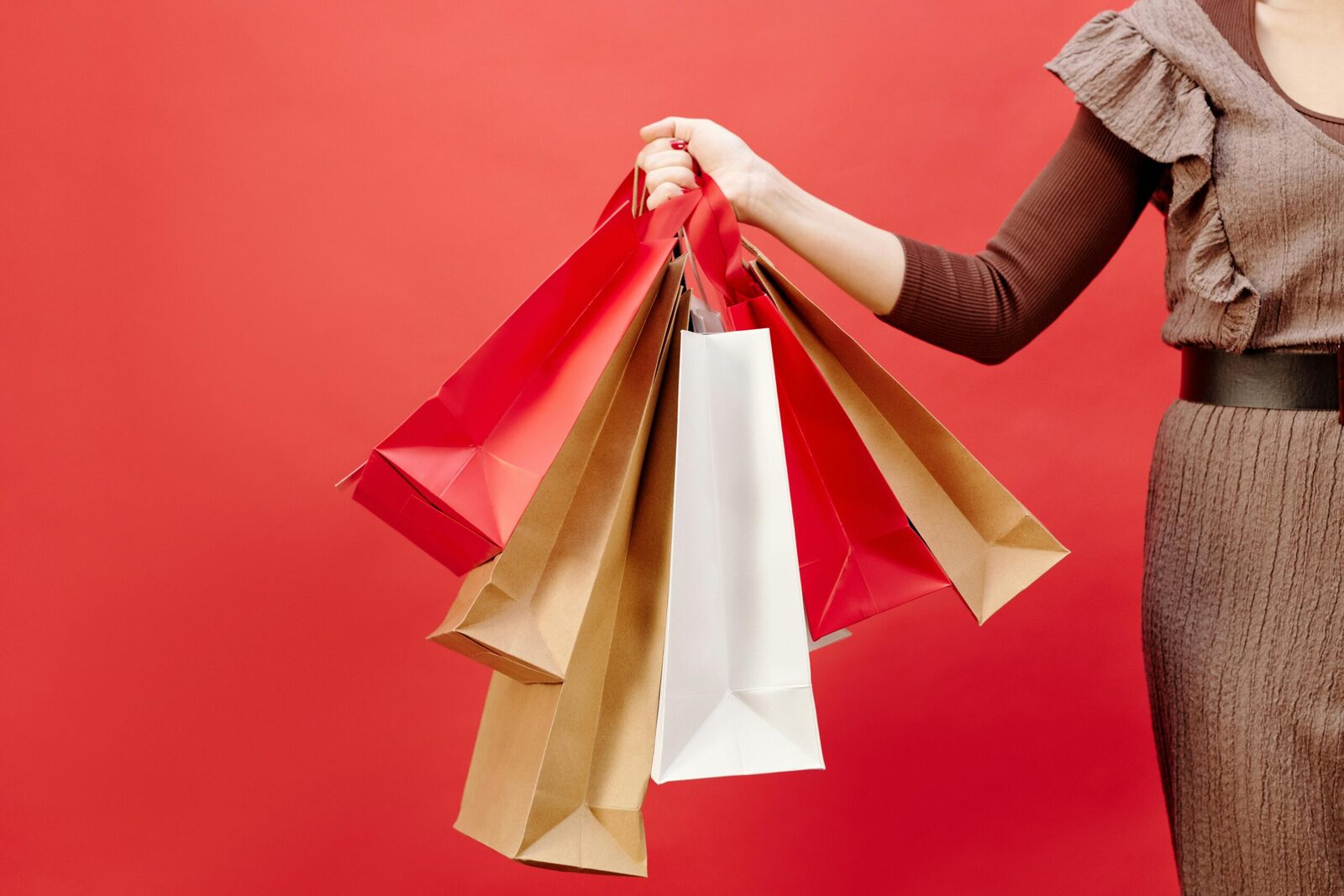 [ad_1] Conform celor mai recente estimări ale băncii Barclays, consumatorii din Marea Britanie se așteaptă să cheltuiască peste 10,2 miliarde de lire în perioada Black Friday