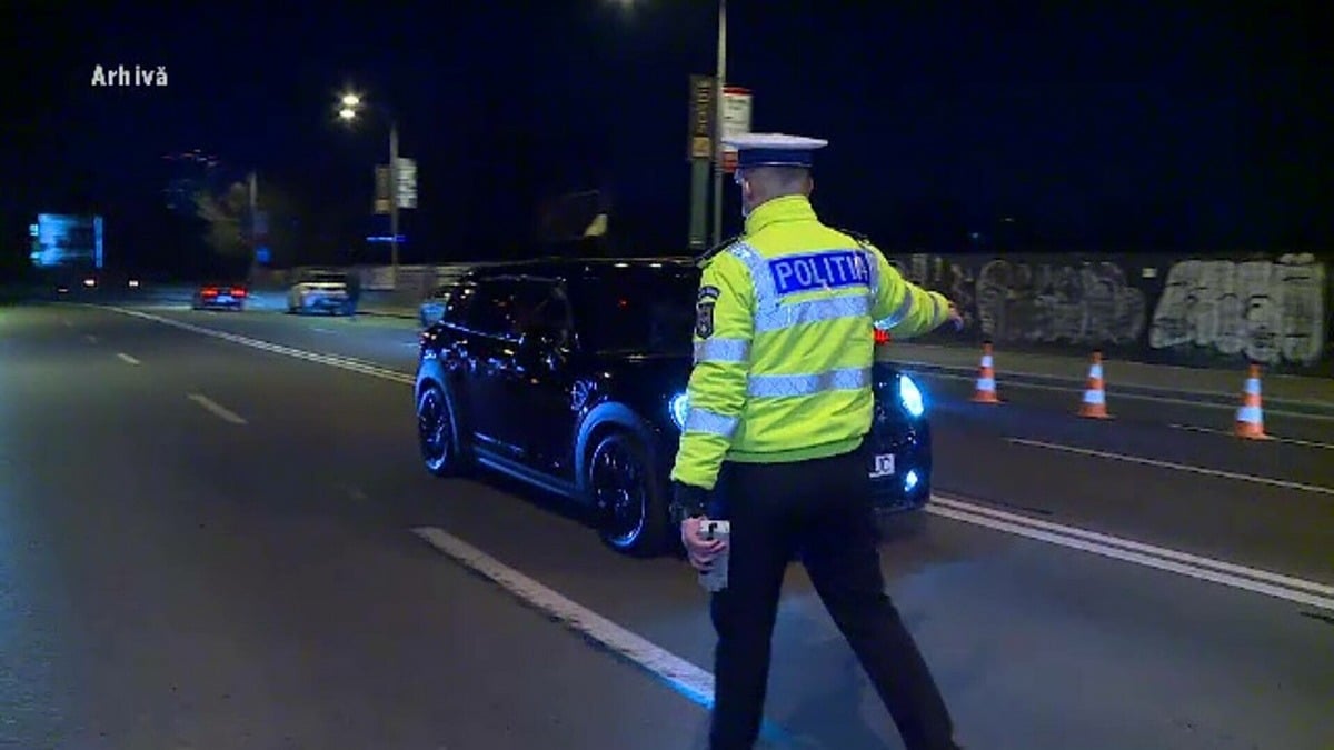 Peste 600 de permise de conducere reținute în weekend, dintre care 177 pentru viteză și 67 pentru alcool; peste 3.000 de polițiști și jandarmi au patrulat pe străzi