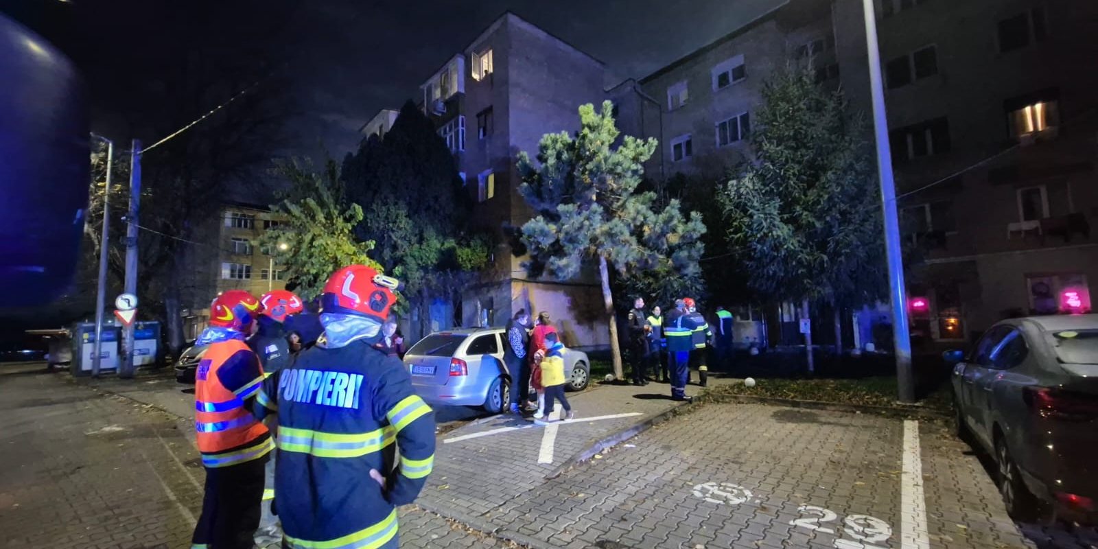 Oprirea alimentării cu gaz într-un imobil din Alba după ce locatarii au detectat un miros puternic și descoperirea unei persoane decedate într-un apartament