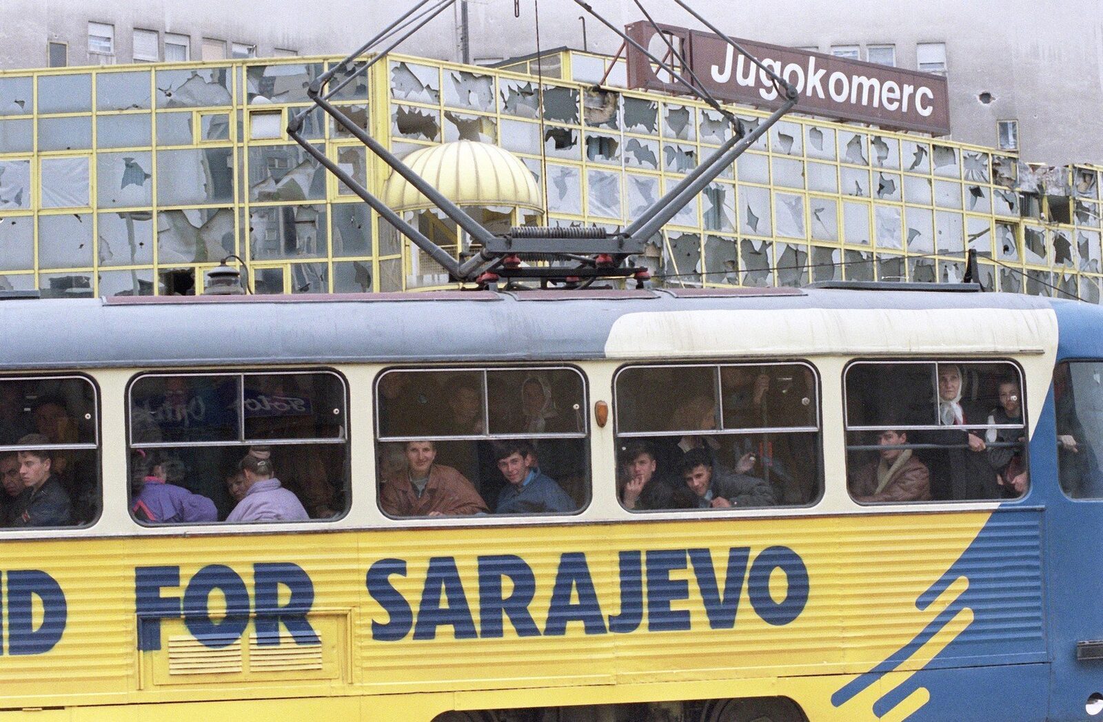 Italia inițiază o investigație după 30 de ani asupra „turiștilor-lunetiși” din Sarajevo.