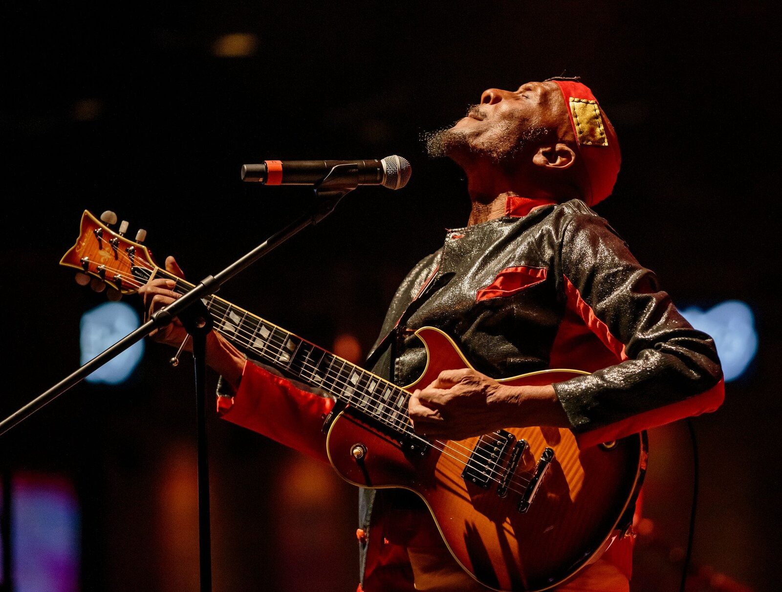 [ad_1] Jimmy Cliff, faimosul compozitor și interpret jamaican de reggae, a decedat, a anunțat soția sa pe social media luni, 24 noiembrie