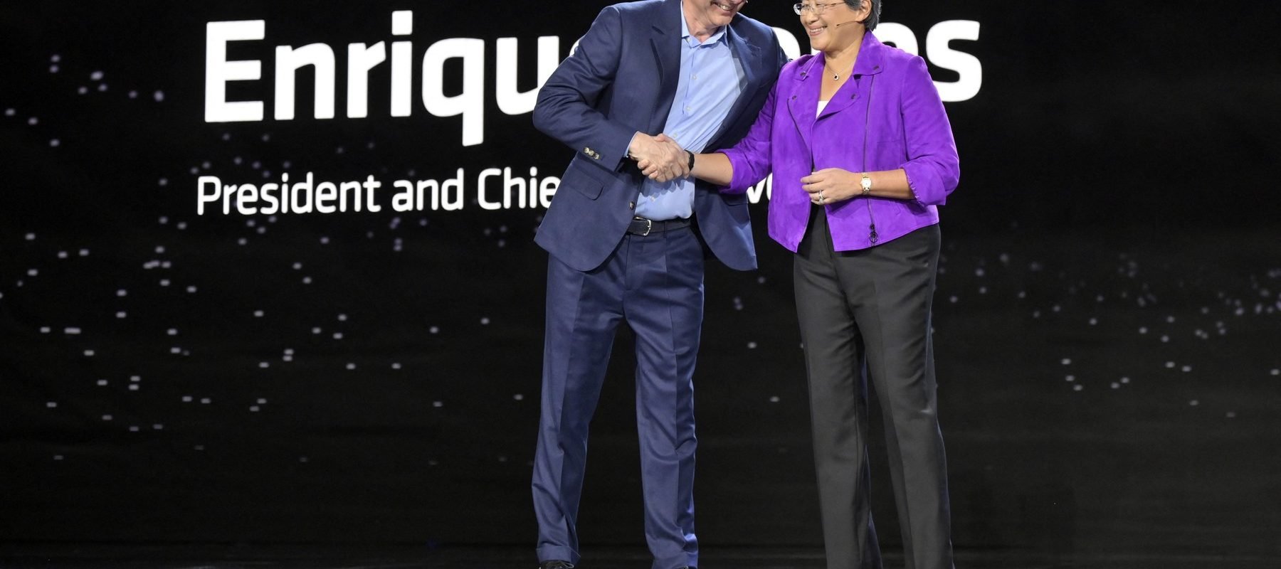 [ad_1] Companiile tehnologice globale implementează tot mai intens inteligența artificială (AI), anunțând schimbări majore în structura de personal