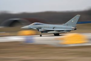 Armata română a identificat o dronă în spațiul aerian, iar patru avioane de vânătoare au decolat.