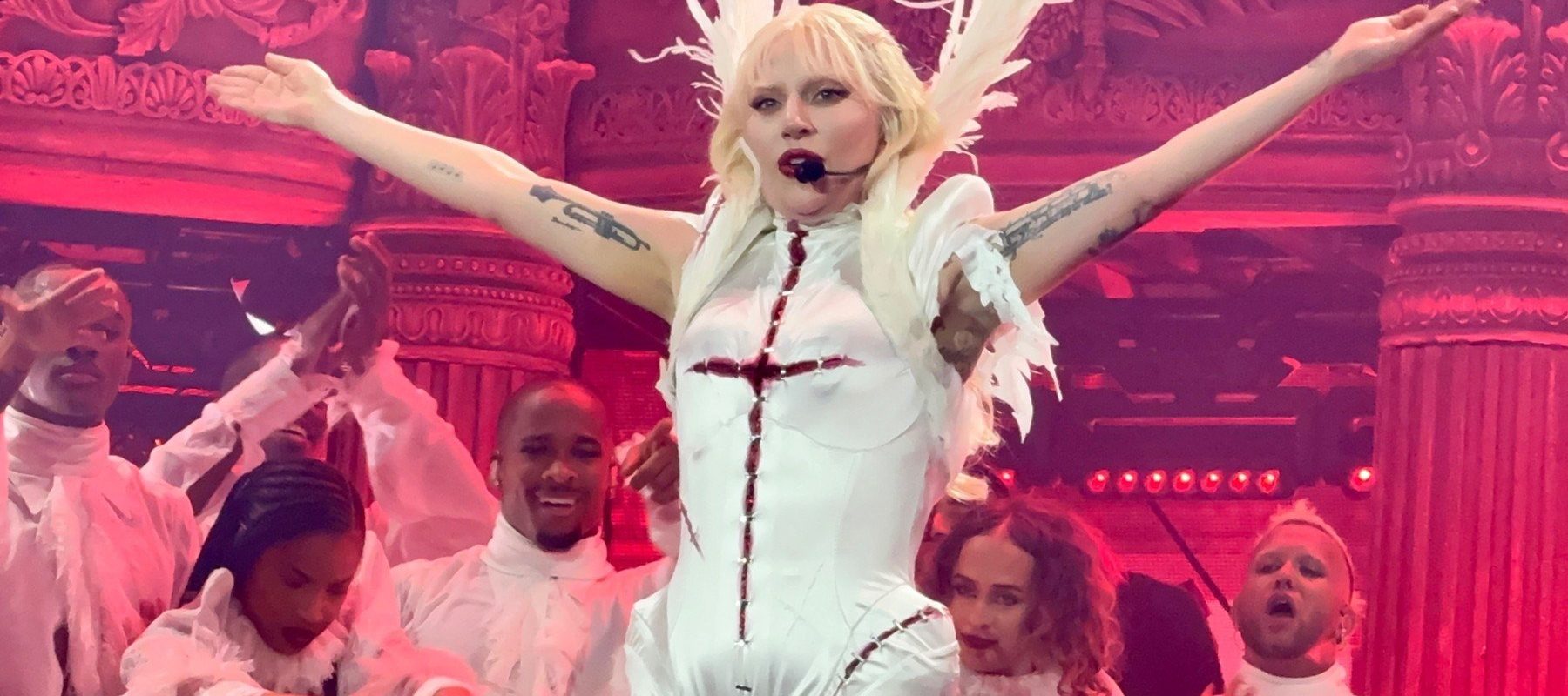 Lady Gaga a dezvăluit sincer lupta cu problemele grave de sănătate mintală: „Nu credeam că voi reuși să trec peste această fază”