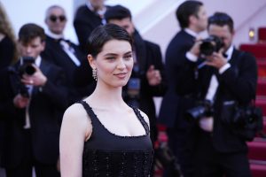 Anamaria Vartolomei joacă într-un nou serial HBO, inspirat de un roman clasic despre seducție și putere.