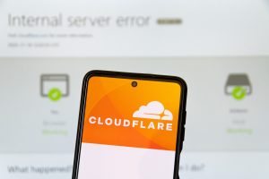 Cloudflare oferă explicații despre incidentele ce au cauzat căderea multor site-uri globale: „Riscul de erori persistă”