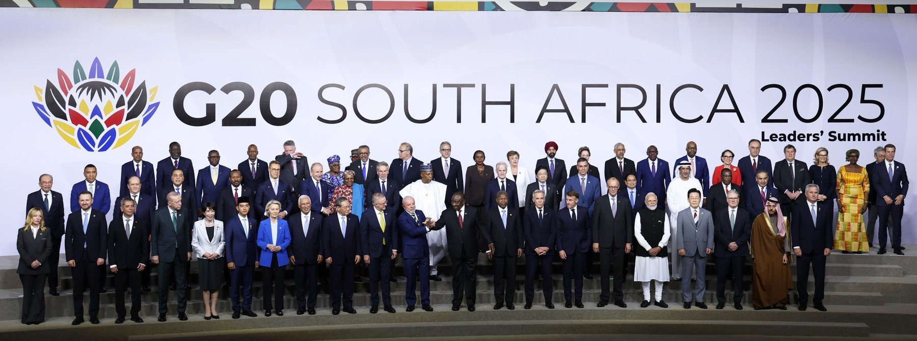 [ad_1] G20, grupul principalelor economii mondiale, a exprimat sâmbătă în mod indirect dezacordul față de acțiunile militare ale Rusiei împotriva Ucrainei din 2022, printr-o declarație adoptată la Johannesburg, conform agenției de știri dpa, citată de agenția Agerpres