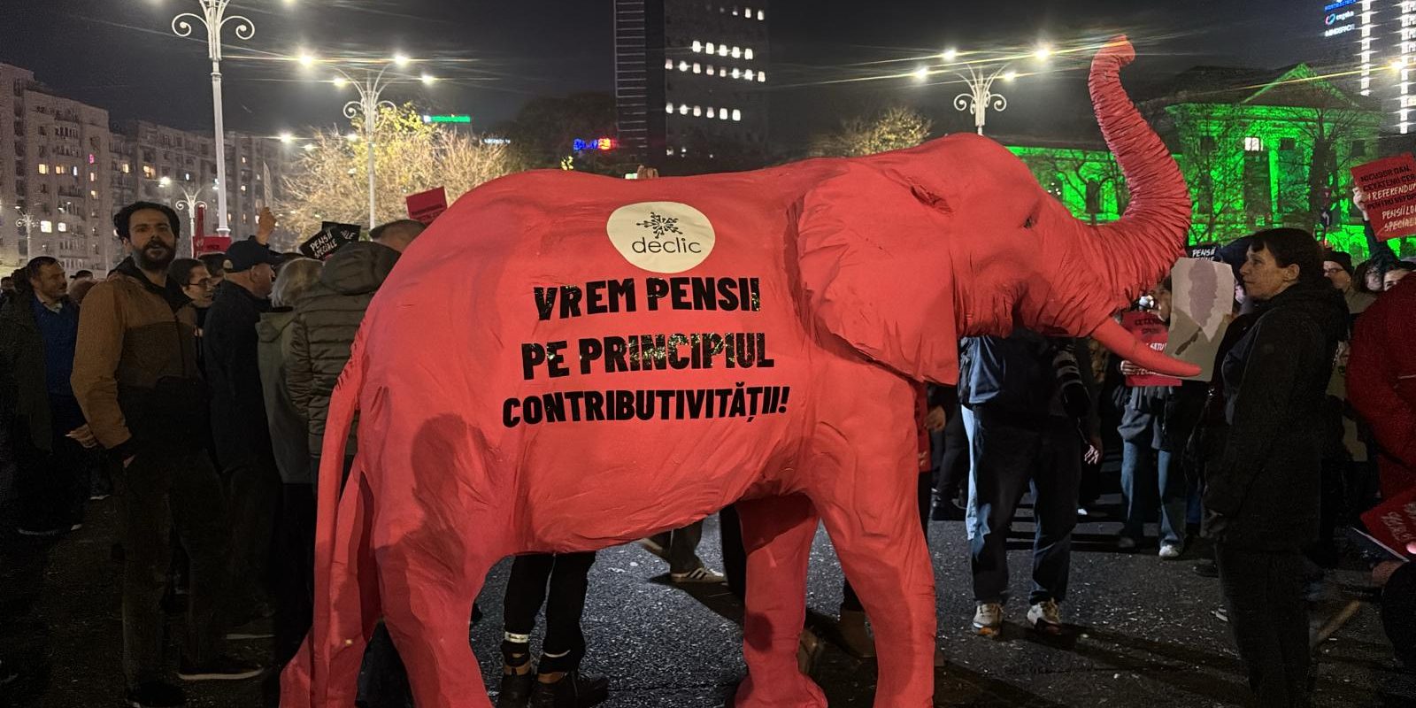 DIRECȚIE În direct din Piața Victoriei: „Cerem egalitate de drepturi, fără privilegii pentru pensii speciale!”