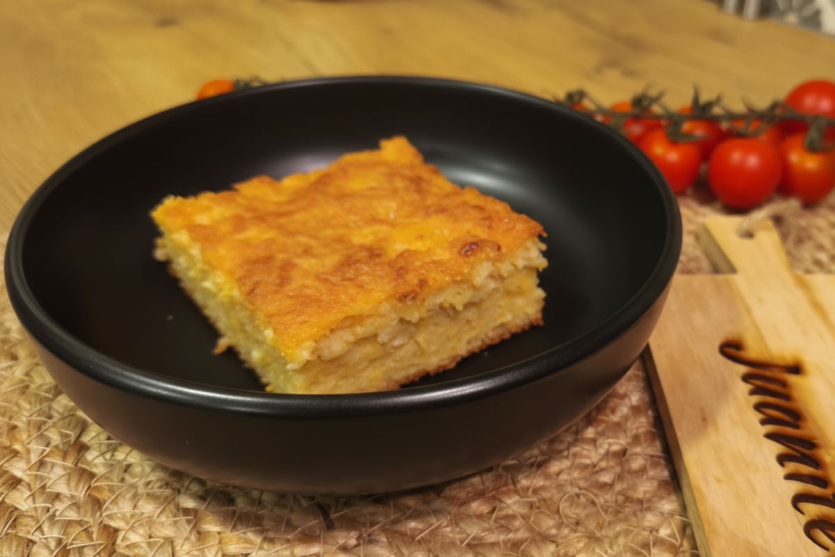 [ad_1] Imaginile și rețeta prezentată de Juanita pentru preparatul numit hachis parmentier francez atrag atenția, fiind foarte asemănătoare cu musacaua preferată din zonele din Estul Europei, Balcani sau Orientul Mijlociu