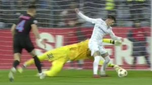 Darius Olaru a analizat scena disputată din meciul Farul – FCSB și a oferit un răspuns rapid.