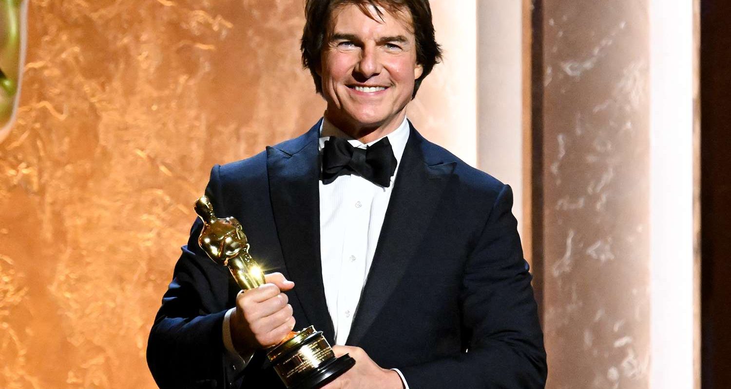 tom-cruise-16th-governors-awards-111725-1-14449dd9f79f49568ad0df6289ccb6c2.jpg