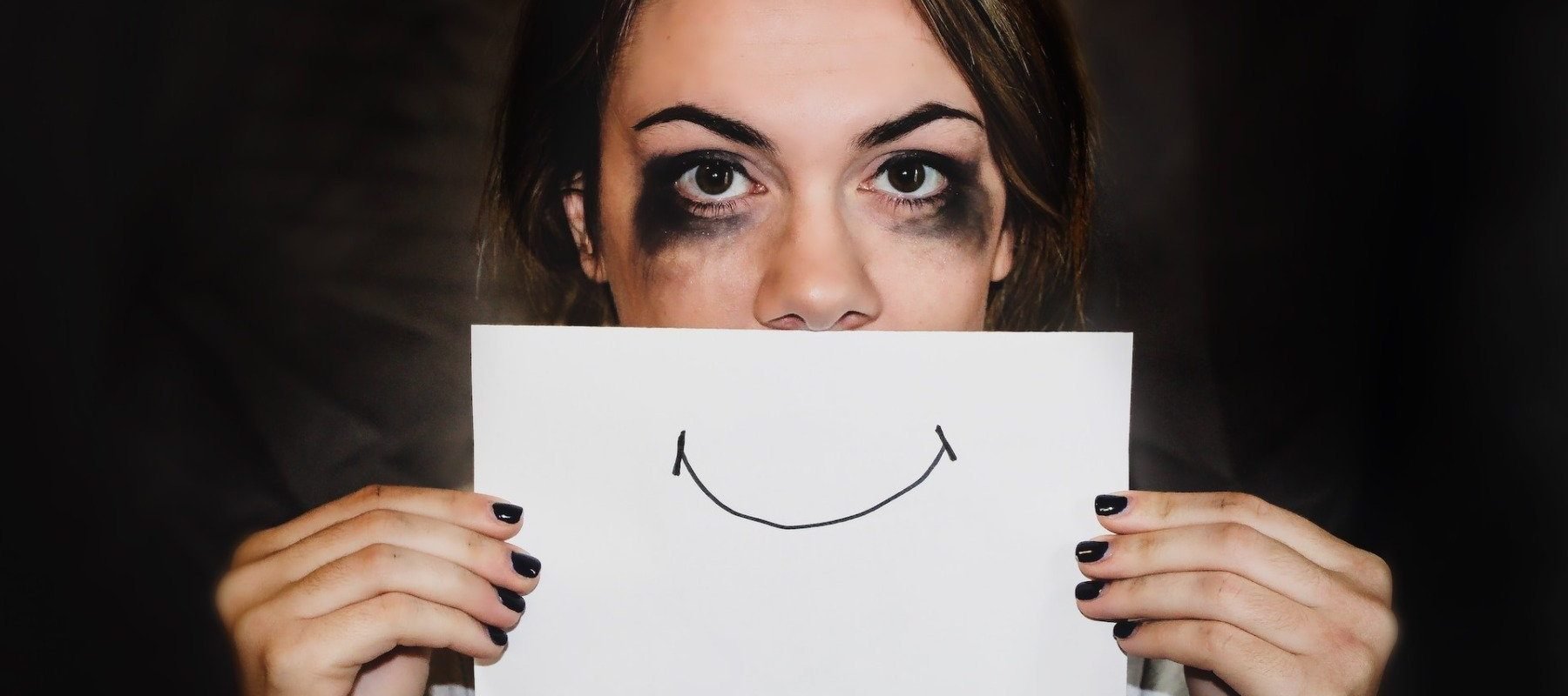 În fiecare săptămână, o femeie din România devine victimă a violenței domestice / 25 noiembrie, zi dedicată luptei împotriva violenței asupra femeilor