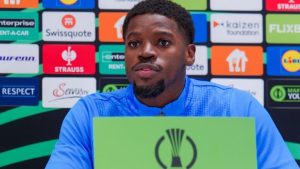 Steven Nsimba își exprimă o dorință înainte de meciul Rapid Viena – Craiova: ”Nu are importanță dacă voi fi pe teren, pe bancă sau la televizor”