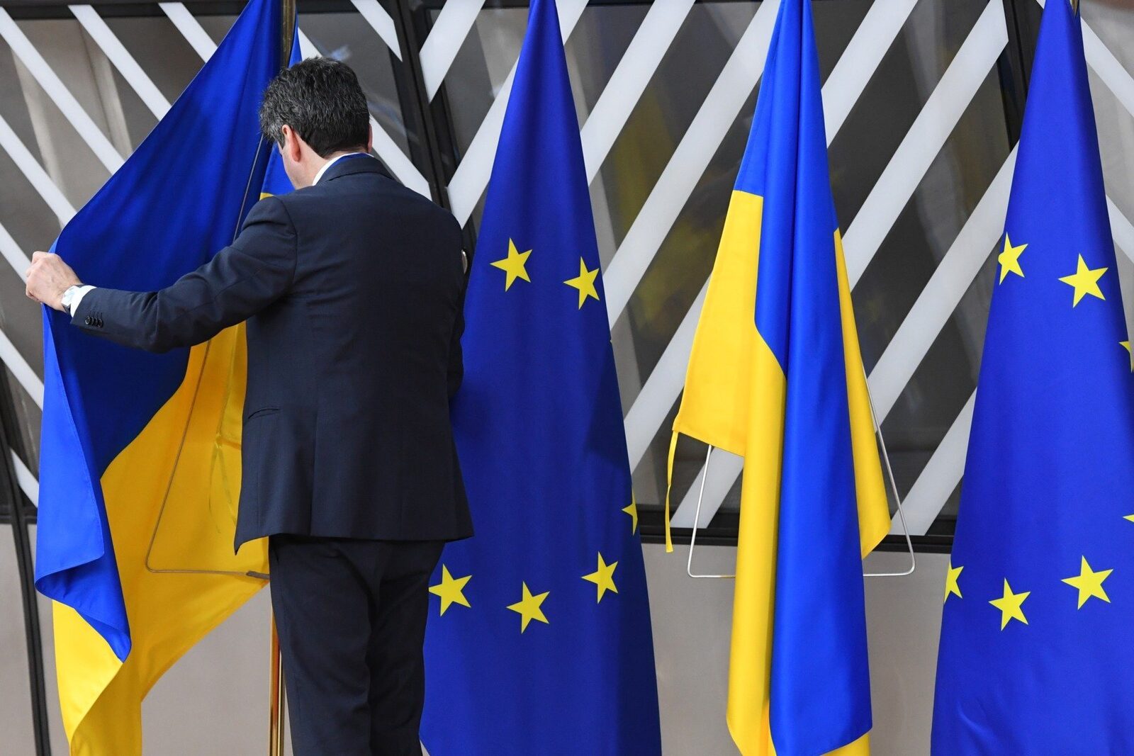 Ucraina vrea aderare rapidă la ue, dar unii membri se opun