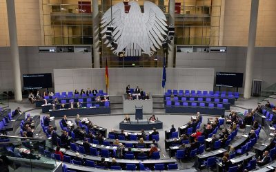 1620px-2020-02-13_Deutscher_Bundestag_IMG_3438_by_Stepro-e1641984213611.jpg