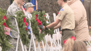 Hill City commends fallen heroes at annual cemetery event with 1,000 wreaths.