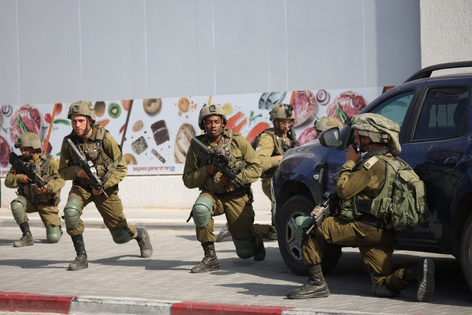 [ad_1] Doi oameni au fost uciși și alți doi au fost răniți în urma unor atacuri teroriste comise în trei locații diferite din nordul Israelului