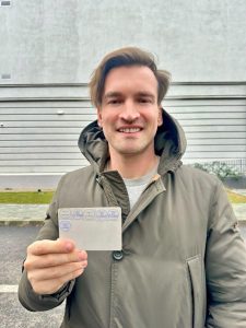 Deputatul Andrei Baciu a folosit rețeaua socială Facebook pentru a-și exprima implicarea civică și pentru a încuraja cetățenii să participe la procesul democratic, întrucât consideră că votul este esențial pentru a modela viitorul comunității.