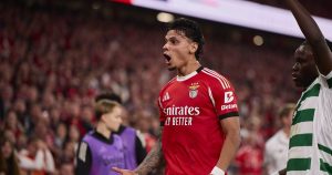 Sudakov profită de curentul lui Ríos pentru a marca (nota Benfica).